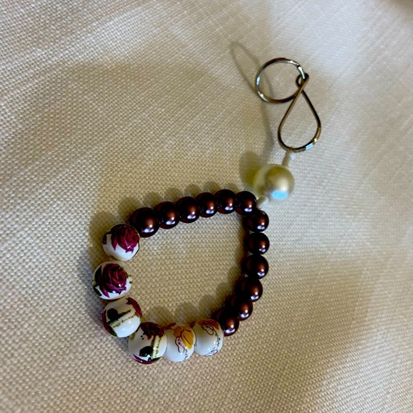 Wristlet Keychain - Picture 7 of 8